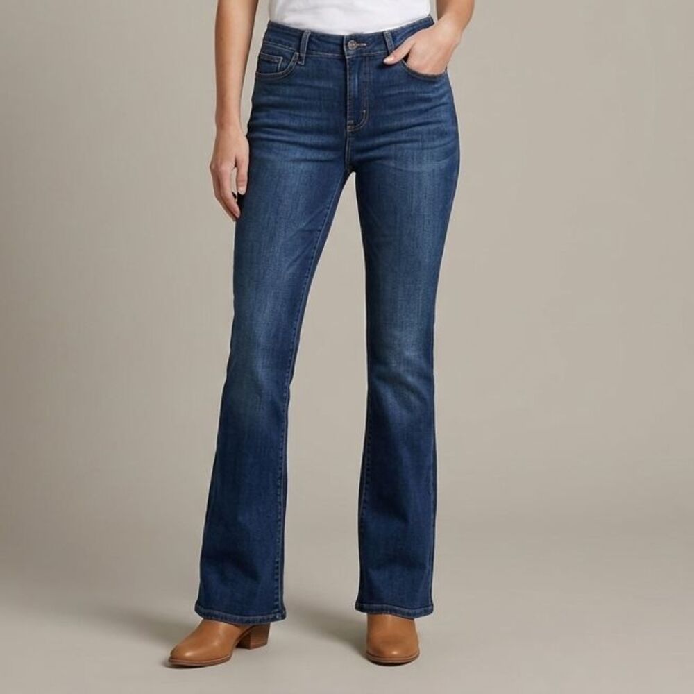 Levi Strauss Signature Bootcut Jeans Womens 16L 33x34 Mid Rise Blue Denim NWT
